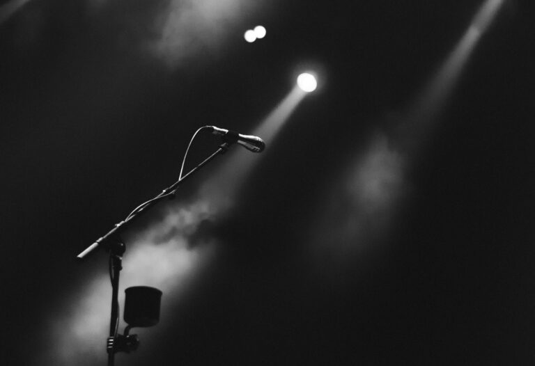 oscar-keys-58399-unsplash